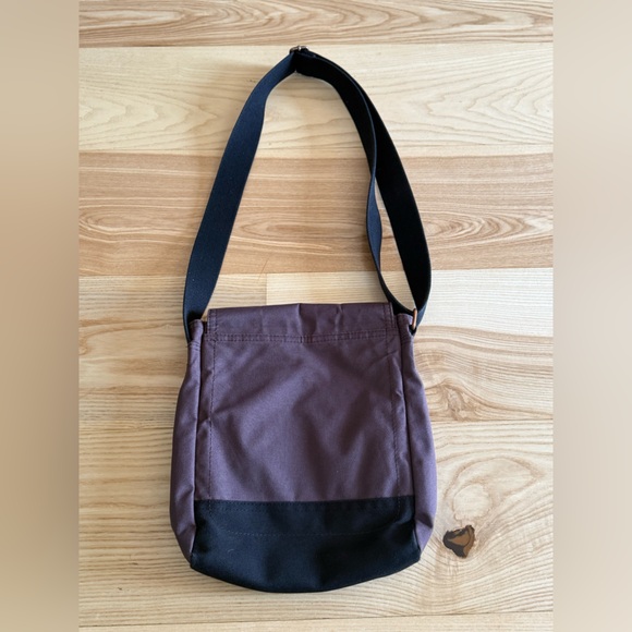 Carhartt Crossbody Wine Color Bag Women's Crossbody Carry All Tote Purse Snap - Picture 7 of 11